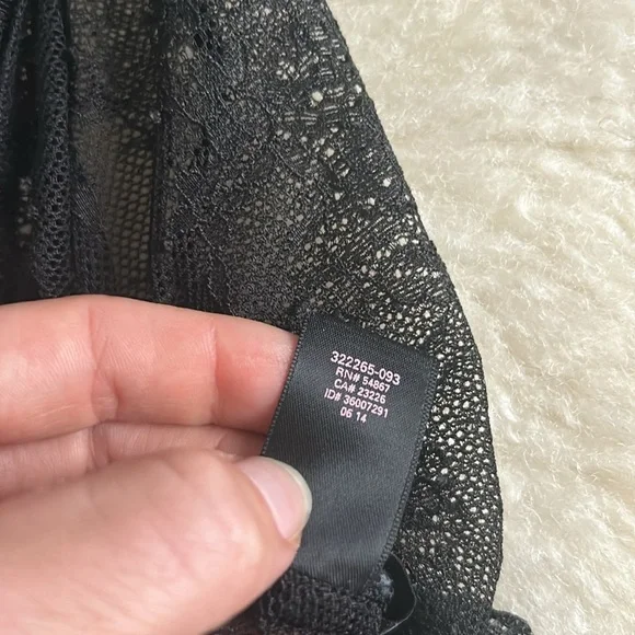 Victoria’s Secret lace strap you back lace teddy bodysuit size M - Picture 8 of 9